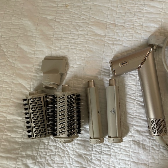 Shark FlexStyle - Picture 2 of 2